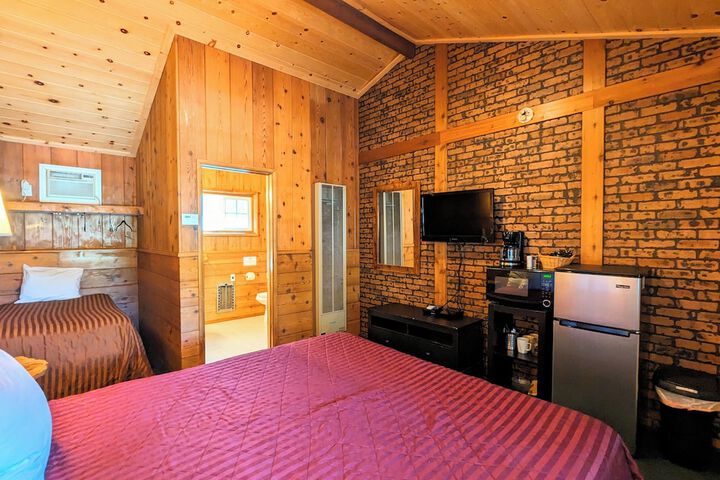 Room 17 of 47