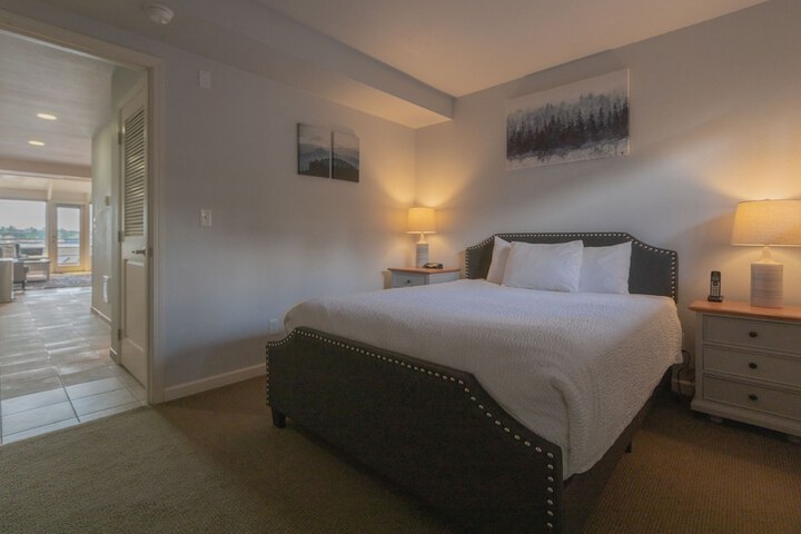 Room 65 of 108