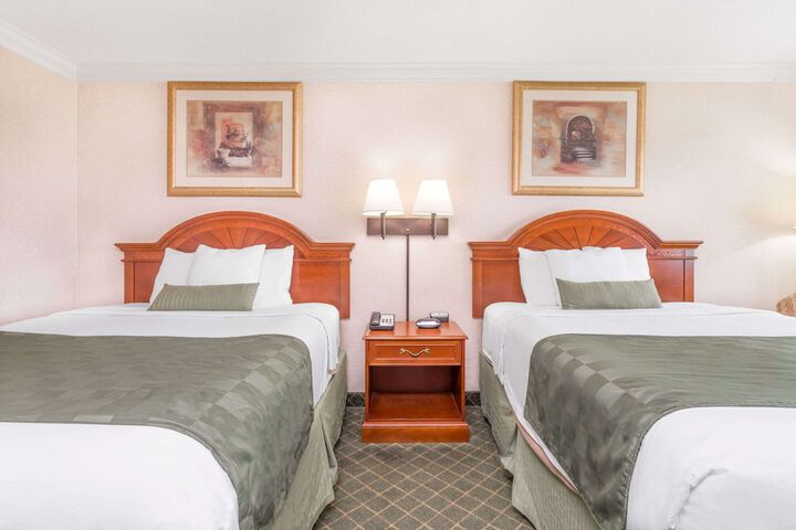 Room 20 of 40
