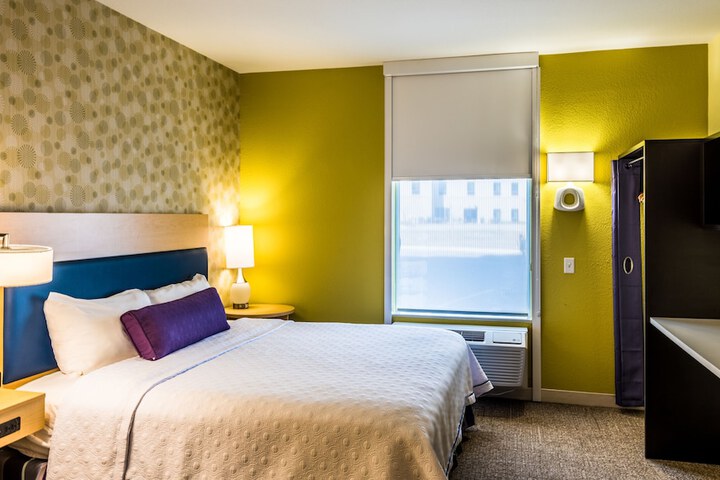 Room 36 of 71