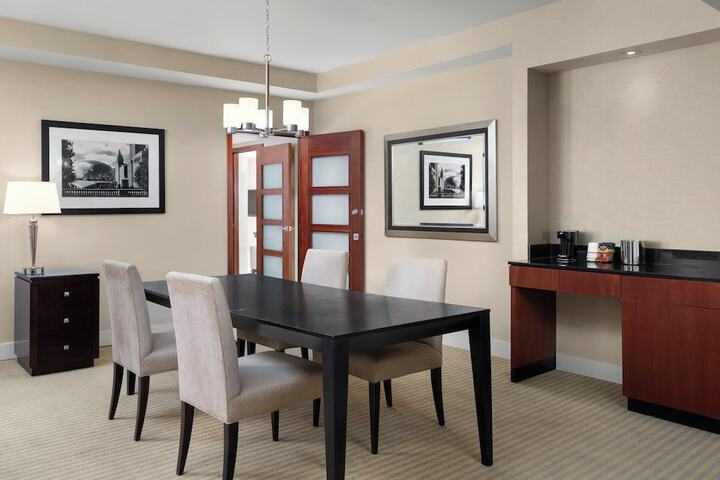 Room 60 of 81