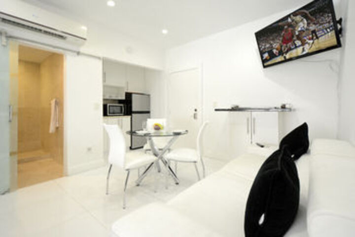 Lincoln Road Apartments