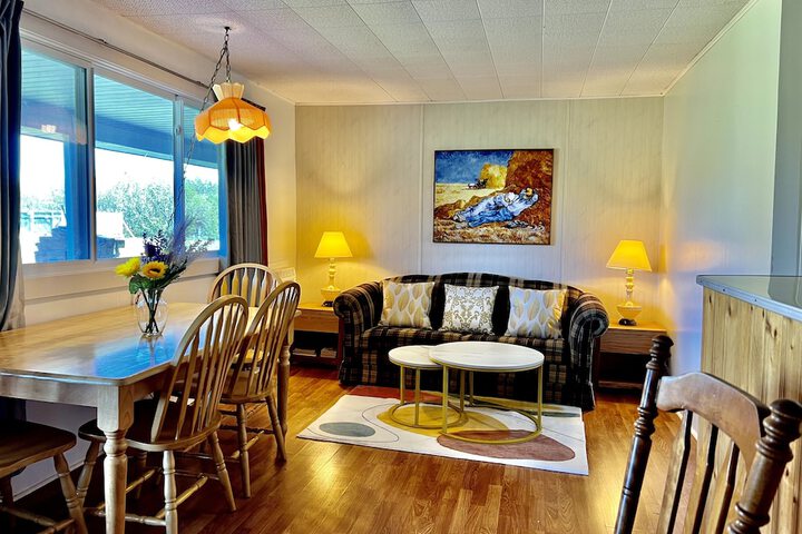 Room 33 of 58