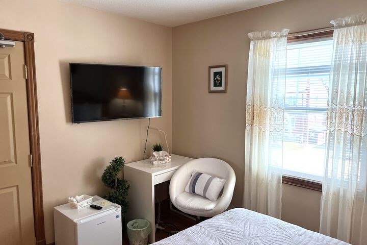 Room 22 of 64