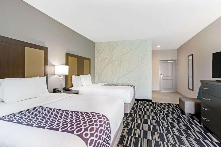 La Quinta Inn & Suites by Wyndham Sweetwater East