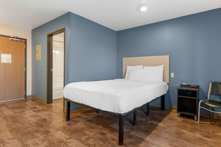 WoodSpring Suites Orlando South