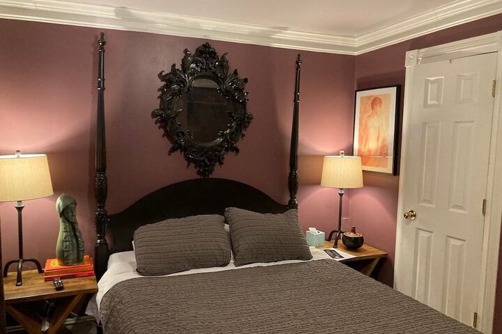 Room 41 of 102