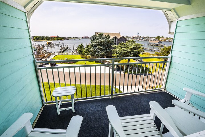Ocracoke Harbor Inn