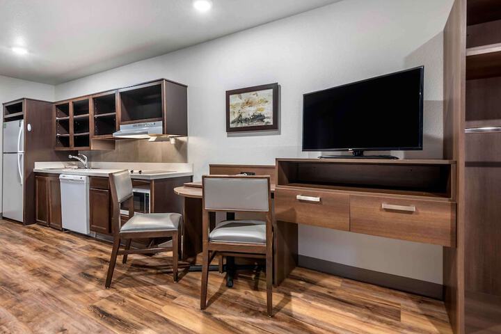 Room 20 of 29