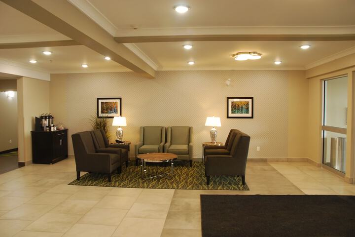 Best Western Plus Fort Saskatchewan Inn & Suites