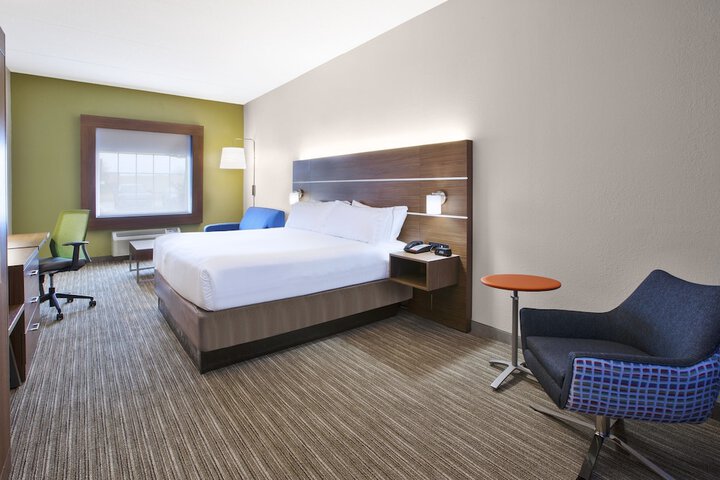 Room 16 of 41