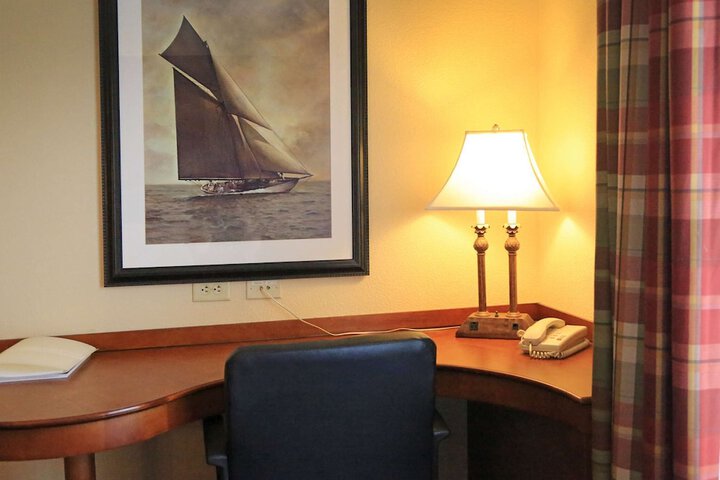 Room 17 of 50