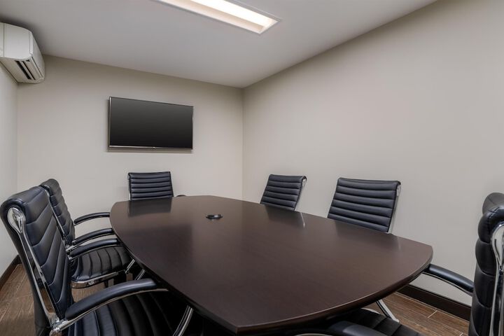 Hampton Inn & Suites Rockville Centre