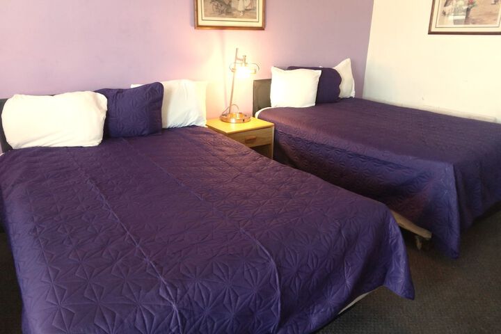 Room 44 of 64