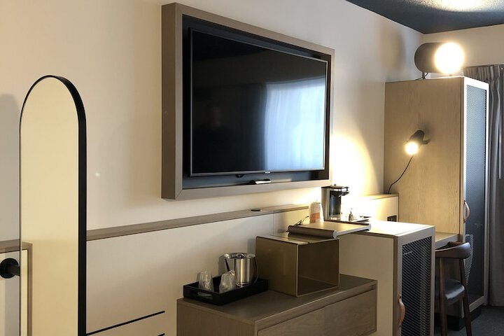 Room 20 of 61