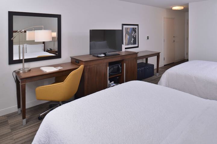 Room 49 of 64