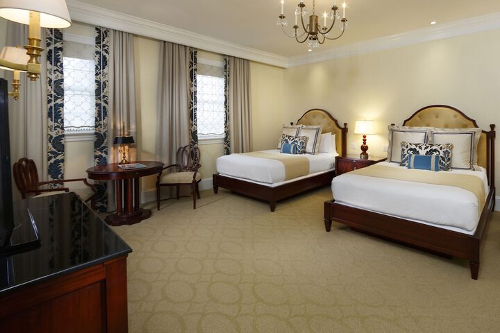 Room 18 of 44