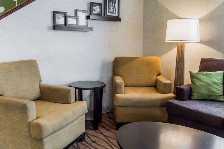 Hotel Interior 4 of 25