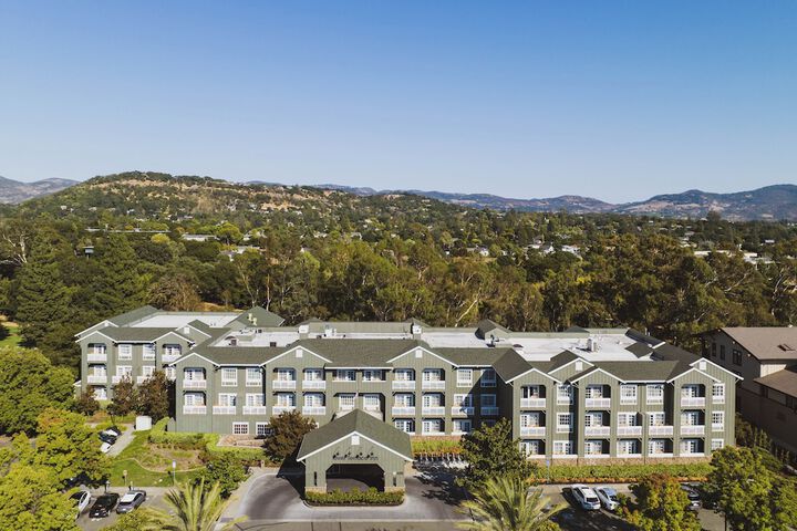 River Terrace Inn