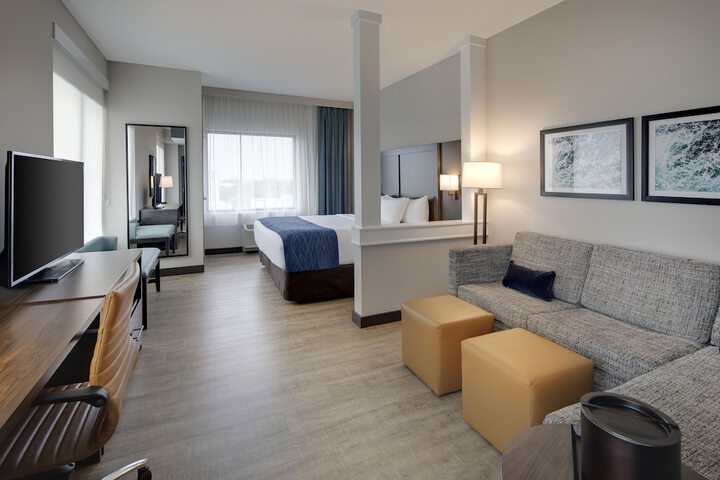 Comfort Inn & Suites Miami International Airport