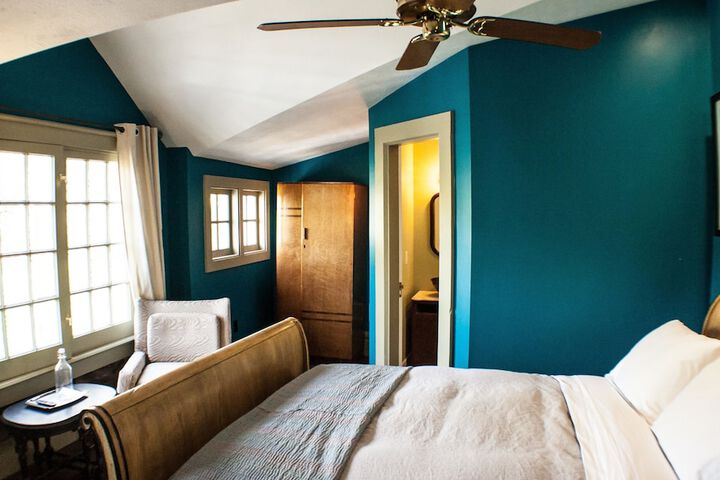Room 16 of 71