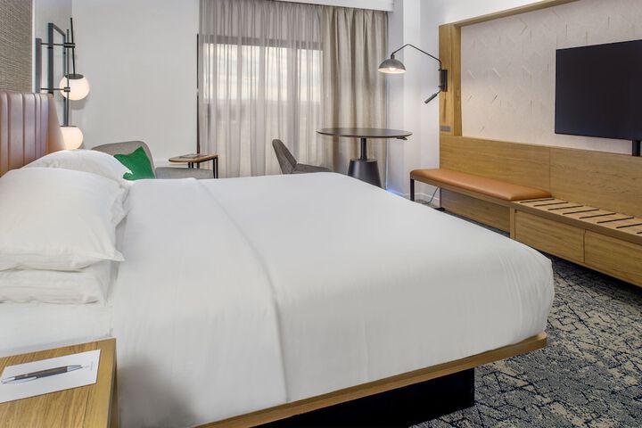 Sheraton Westport Plaza Hotel St. Louis