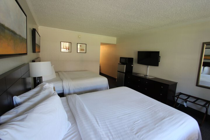 Room 70 of 92