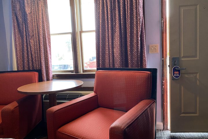 Economy Lodge