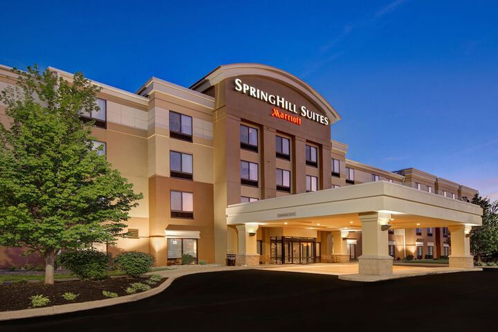 Hotel 2 of 63