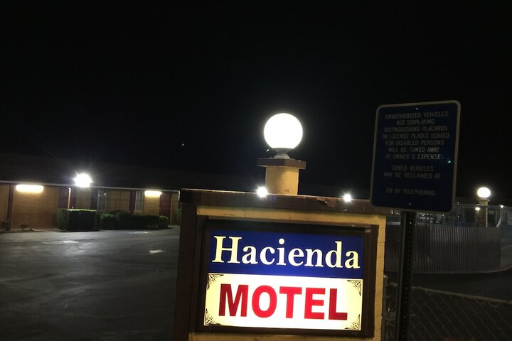 Hotel 12 of 44