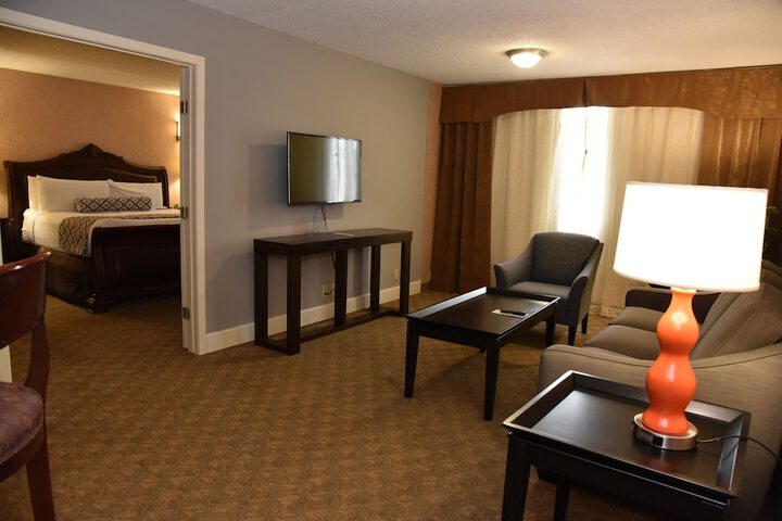 Room 15 of 40