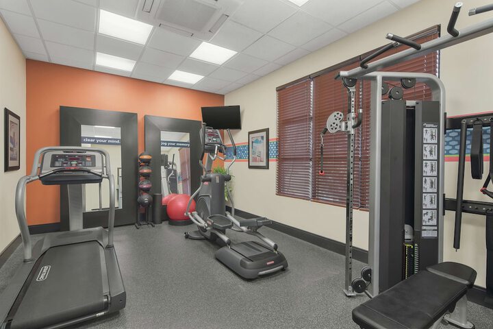 Hampton Inn & Suites Macon I-75 North