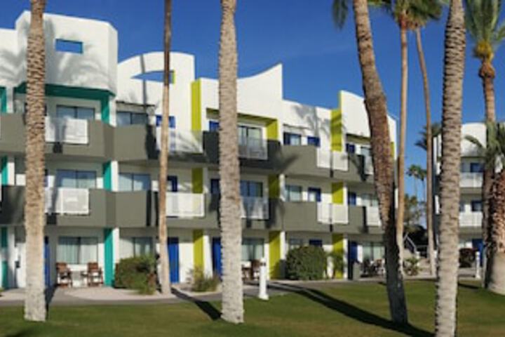 Hotel 3 of 73