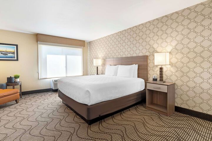 Best Western Plus Heritage Inn