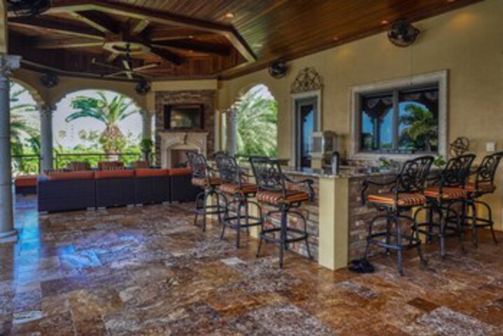 Tierra Verde St. Petersburg Waterfront Estate by Techtravel