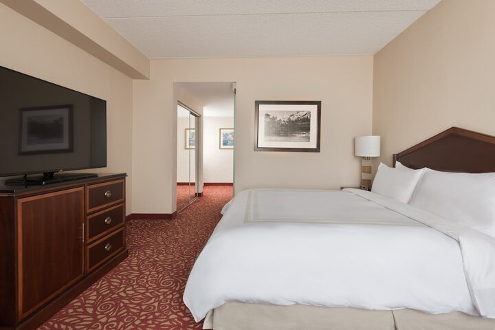 Room 7 of 40