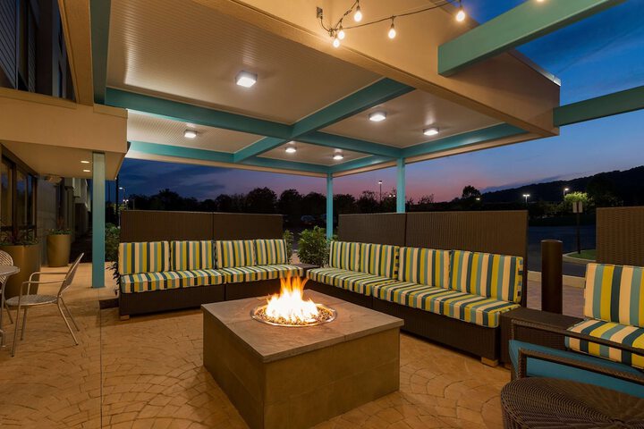 Terrace/Patio 37 of 38