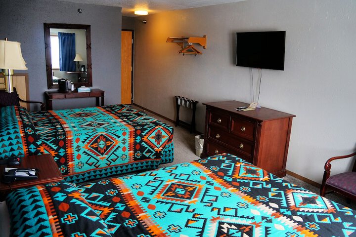 Room 4 of 35