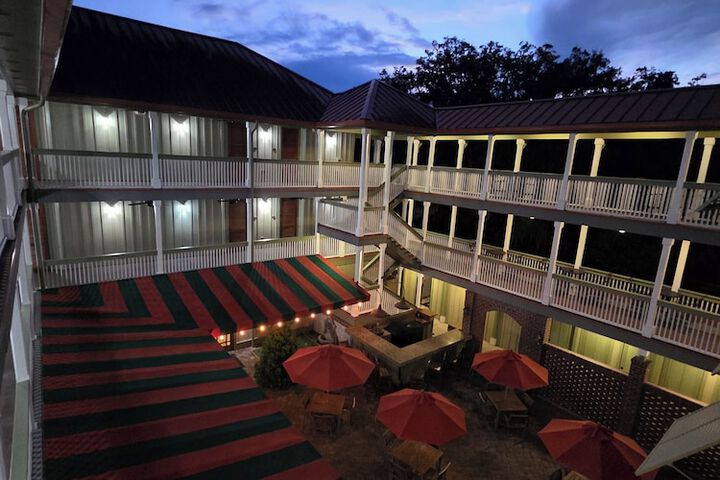 Willow Lodge
