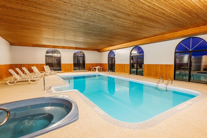 Spa 44 of 45