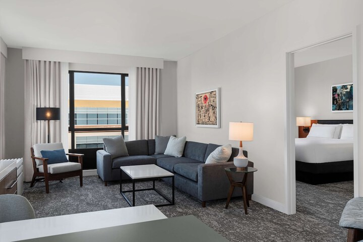 The Fort Sutter Sacramento Tapestry Collection by Hilton