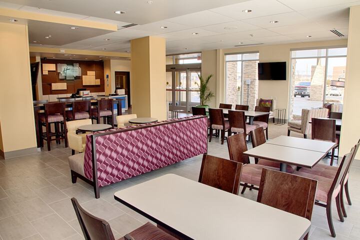 Holiday Inn Express & Suites Tahlequah by IHG