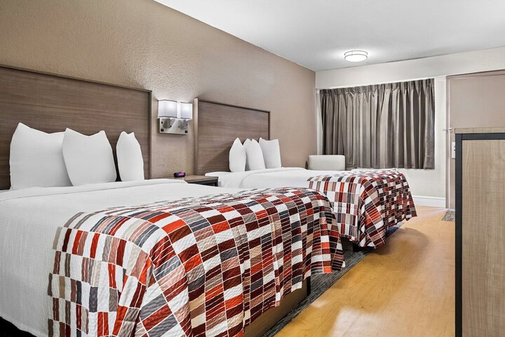 Room 15 of 27