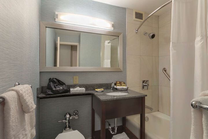 Robert Treat Hotel