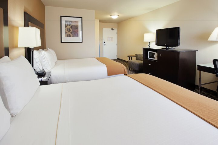 Room 15 of 31