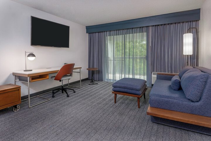 Room 29 of 39