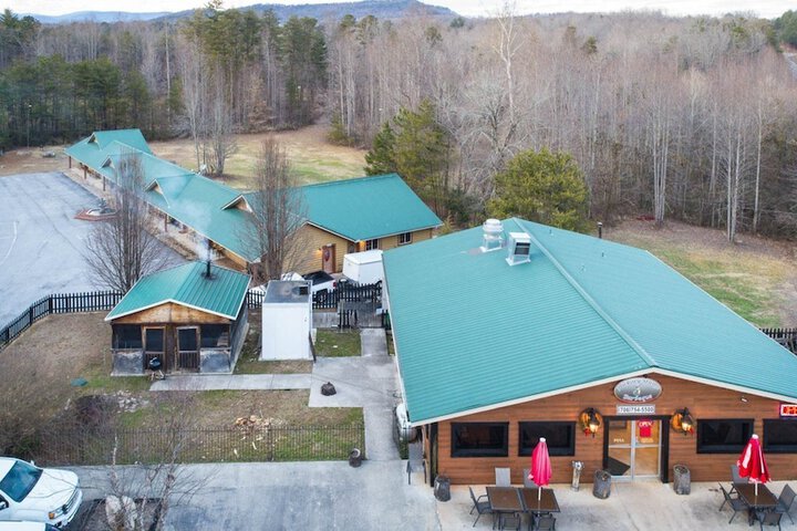 Nacoochee Valley Lodge