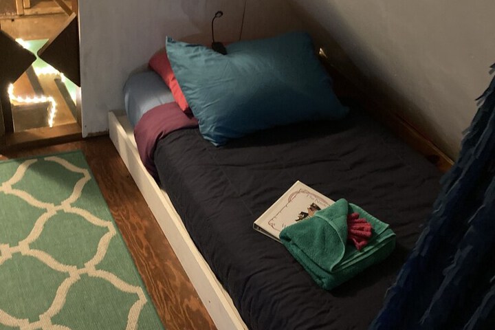 Nauti Otter Inn and Yurt Village