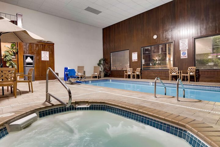 Pool 5 of 37