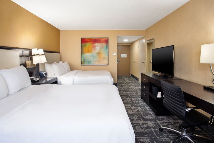Room 34 of 61